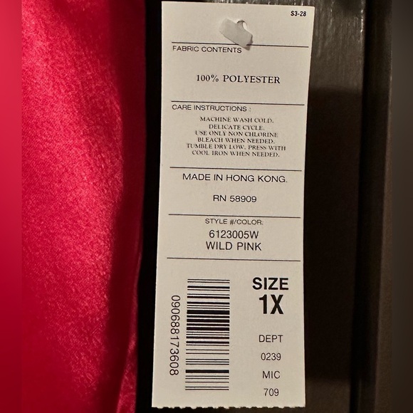 NWT Go Softly Hot pink button up nightgown shirt. 1X - Picture 2 of 4